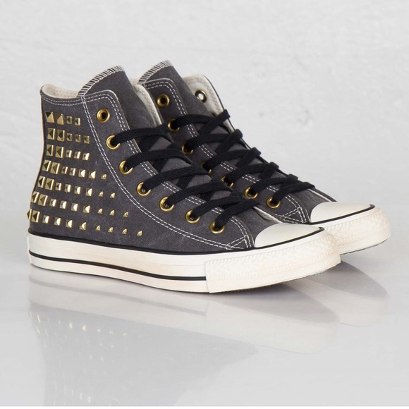 converse stud converse stud